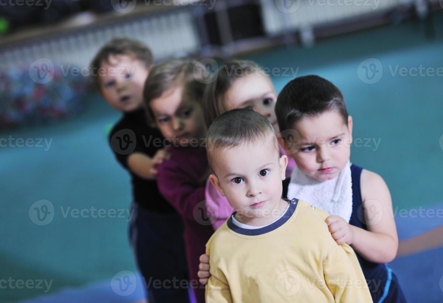 niños en edad preescolar foto