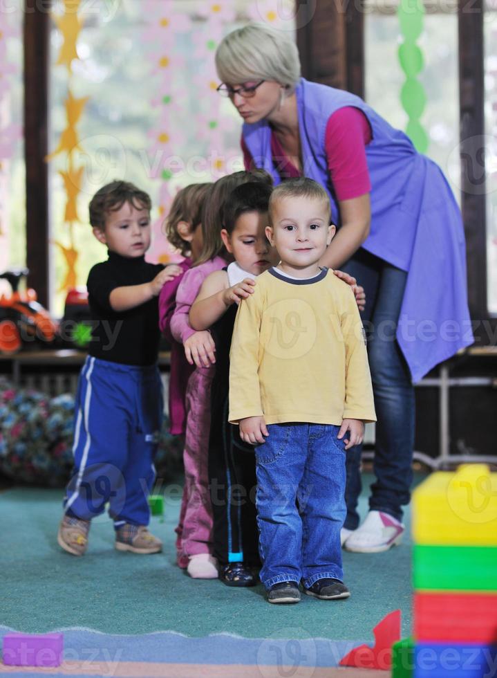 niños en edad preescolar foto