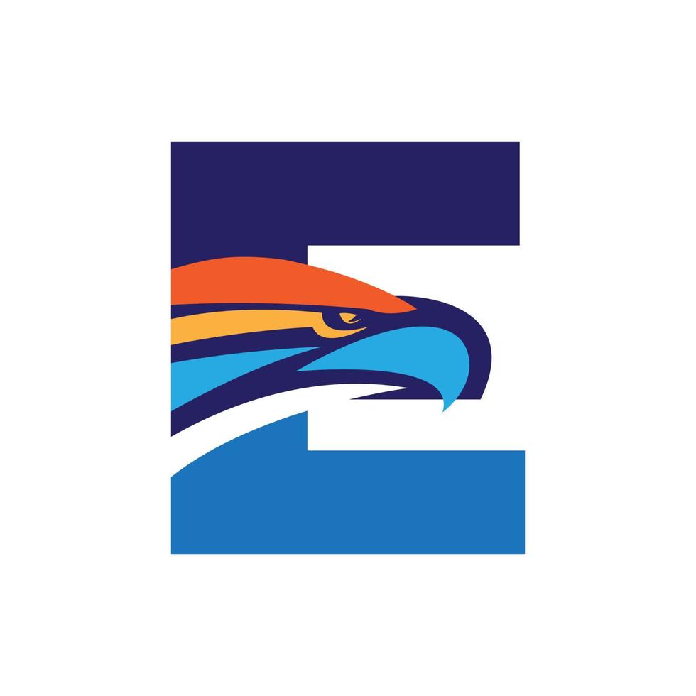 logotipo inicial de la letra e con plantilla de vector de cabeza de águila