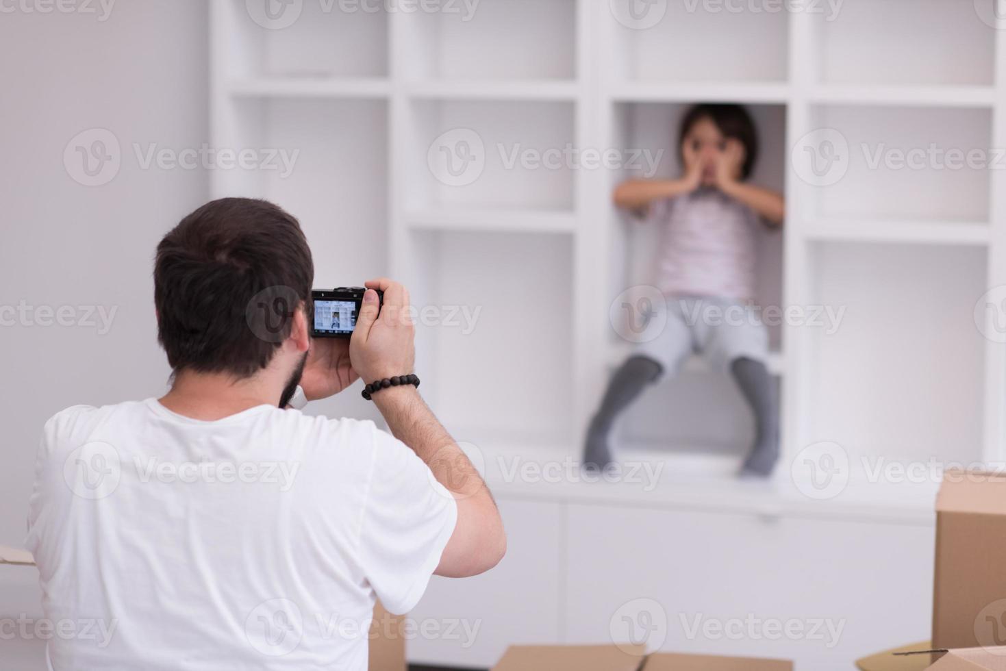 Photoshooting with kid model photo