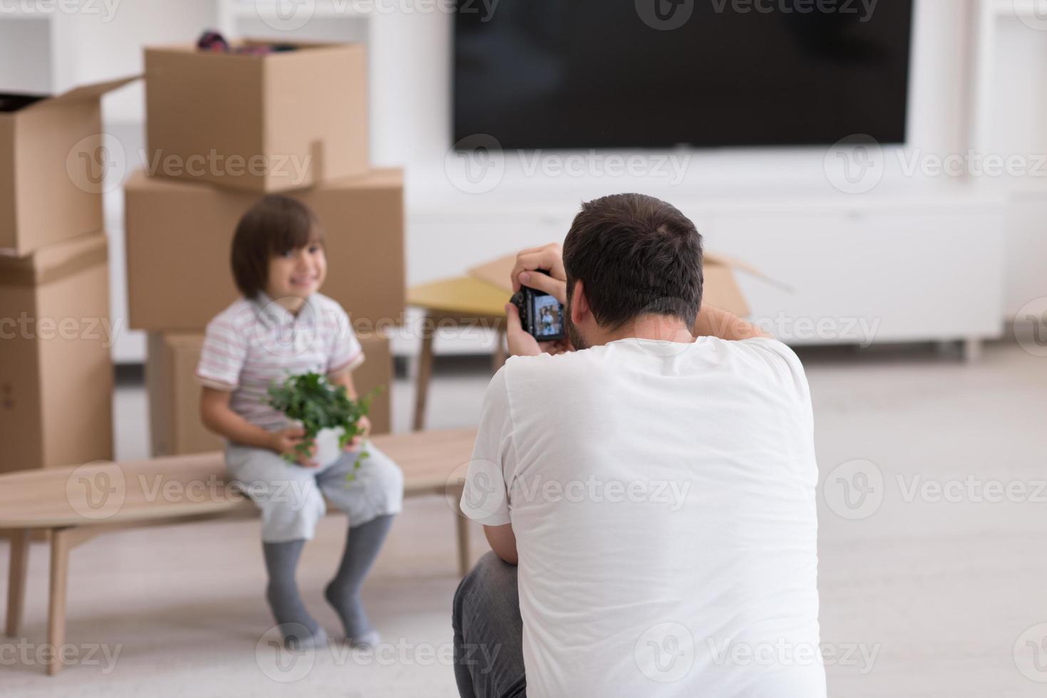 Photoshooting with kid model photo