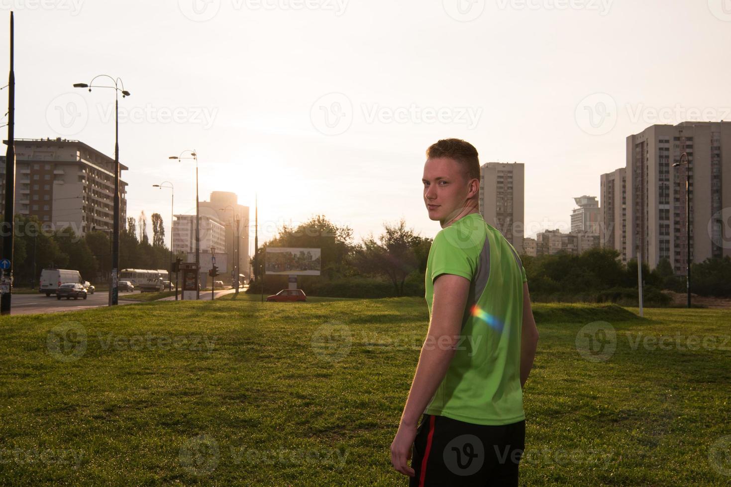 retrato, de, un, joven, en, jogging foto