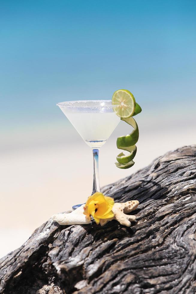 margarita cocktail on beach photo