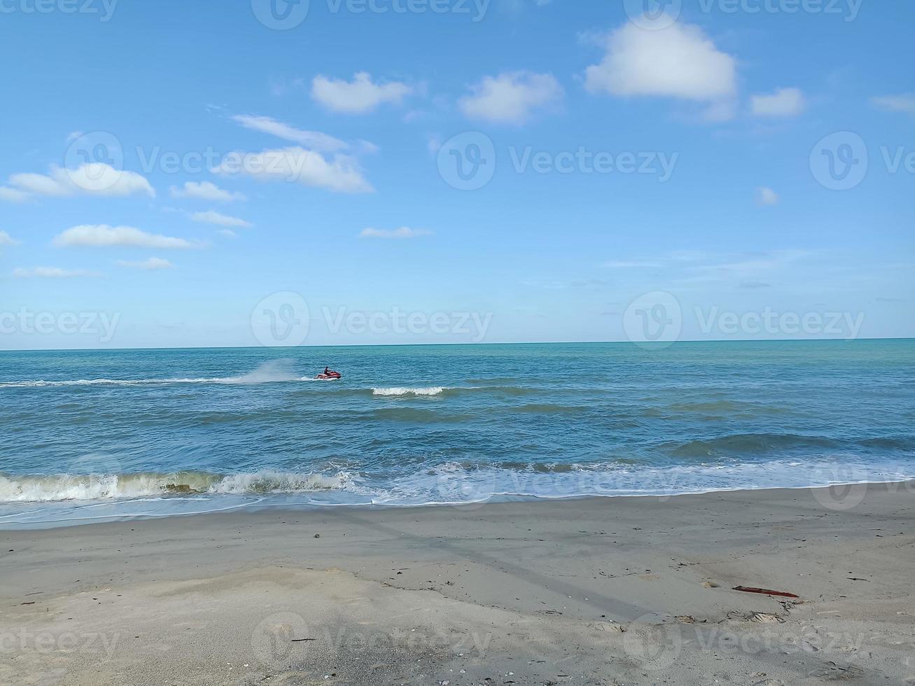 Traveling vacations summer holiday sea shore beach landscape outdoor nature background images photo