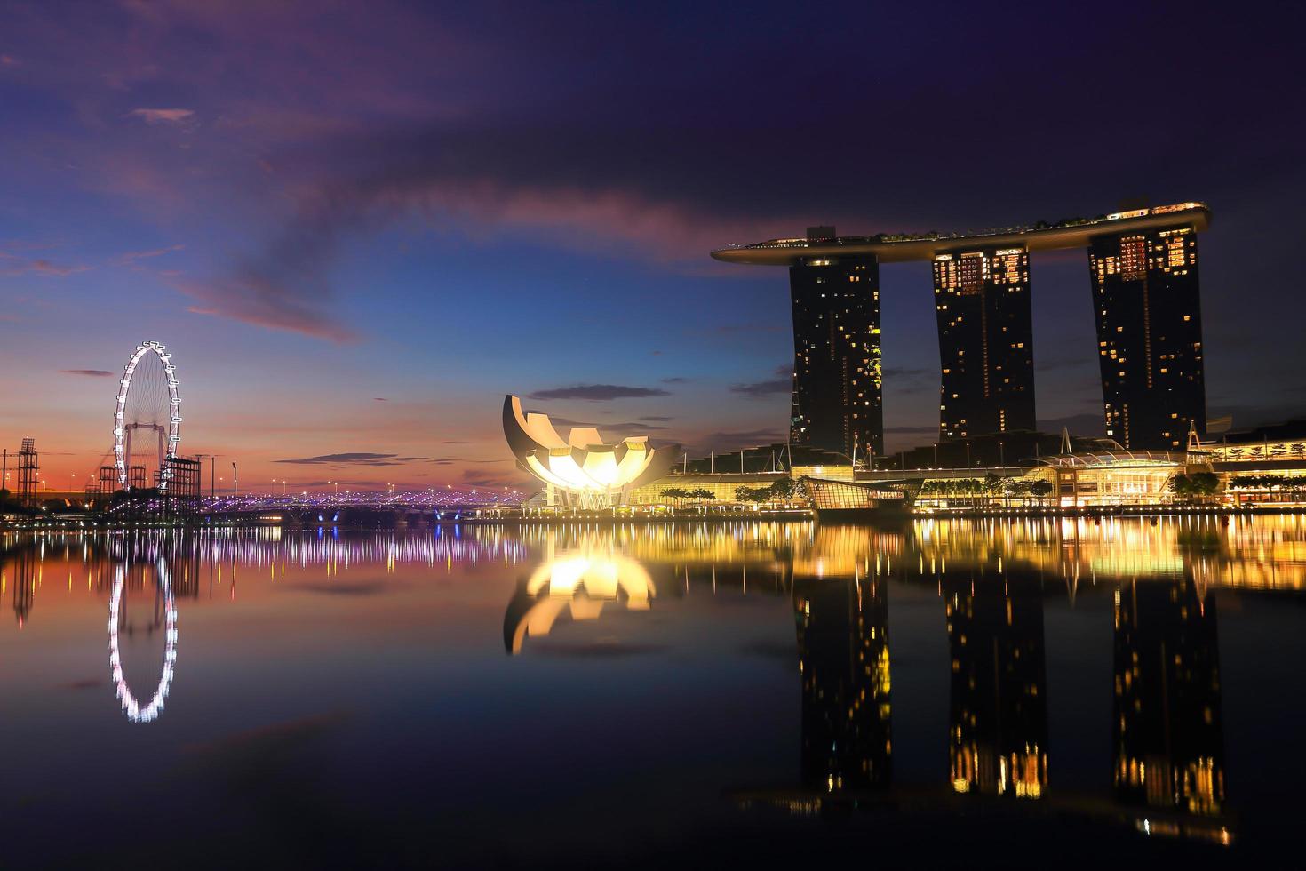 horizonte de la ciudad de singapur foto