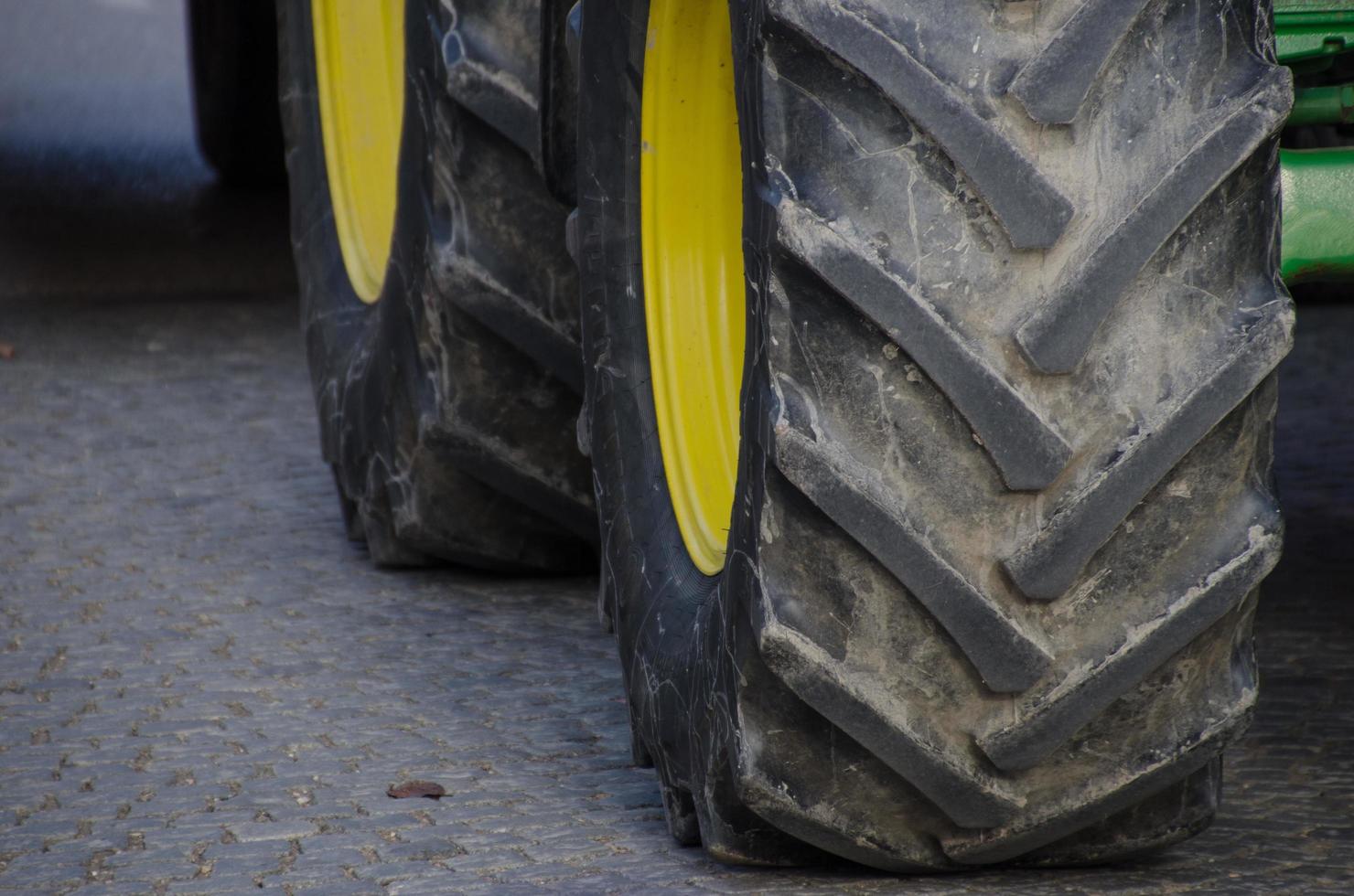 tractor detailed view photo