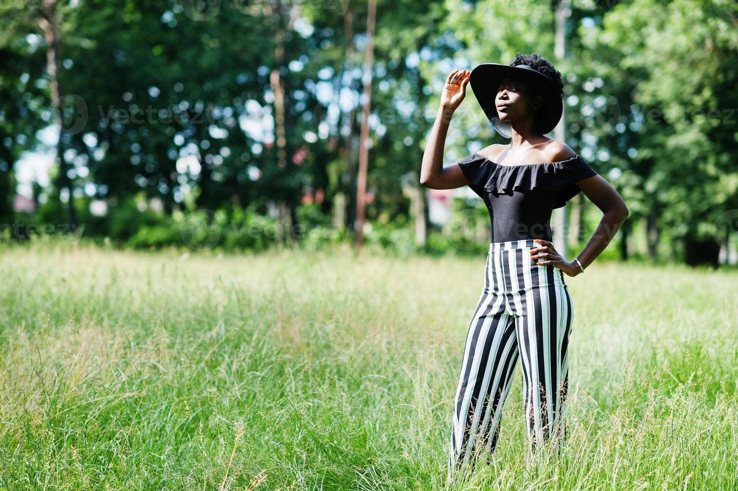 70s Black Striped Stirrup Ski Pants - Petite Small – Flying Apple Vintage