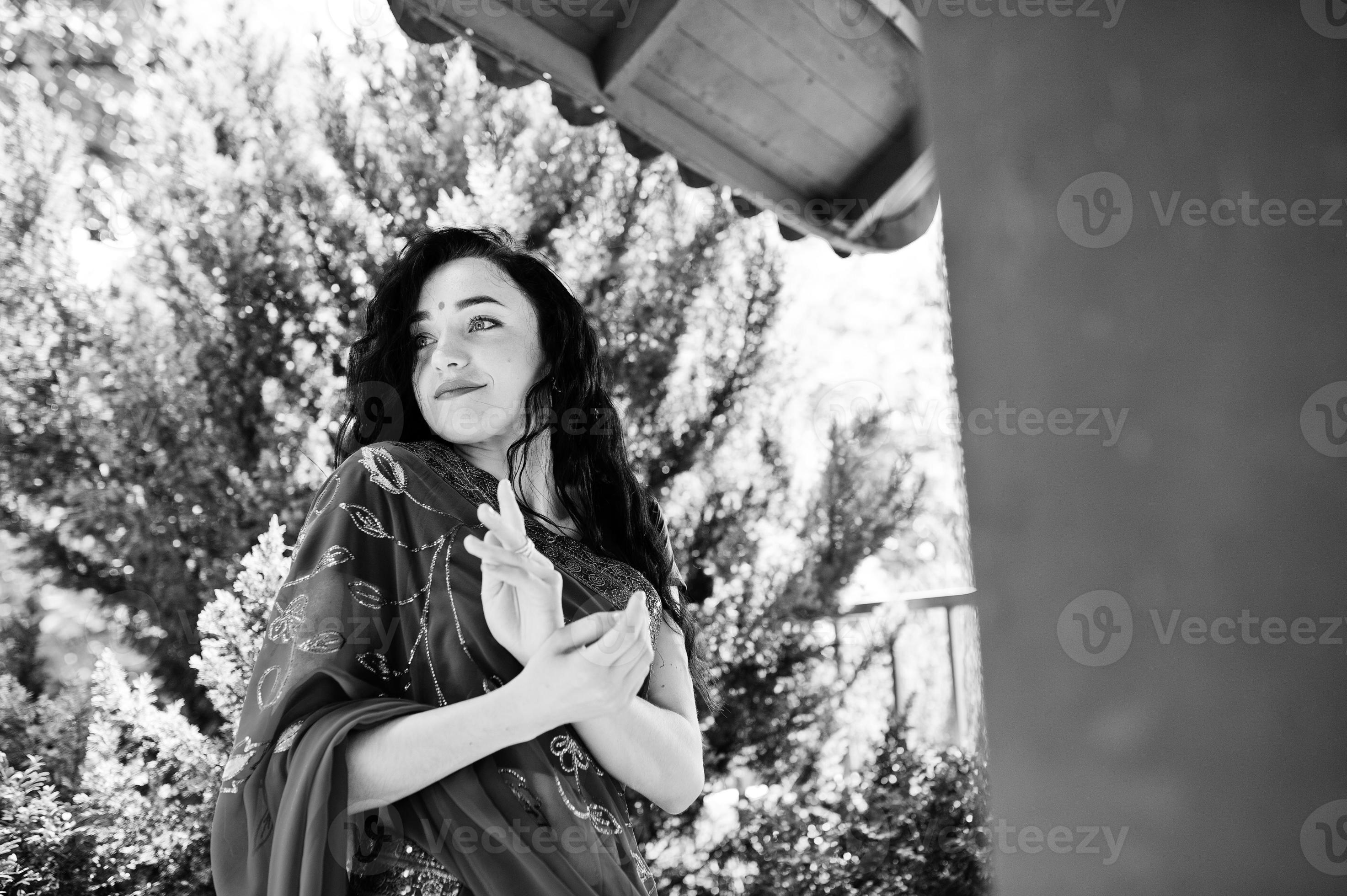 portrait-of-beautiful-indian-brumette-girl-or-hindu-woman-model