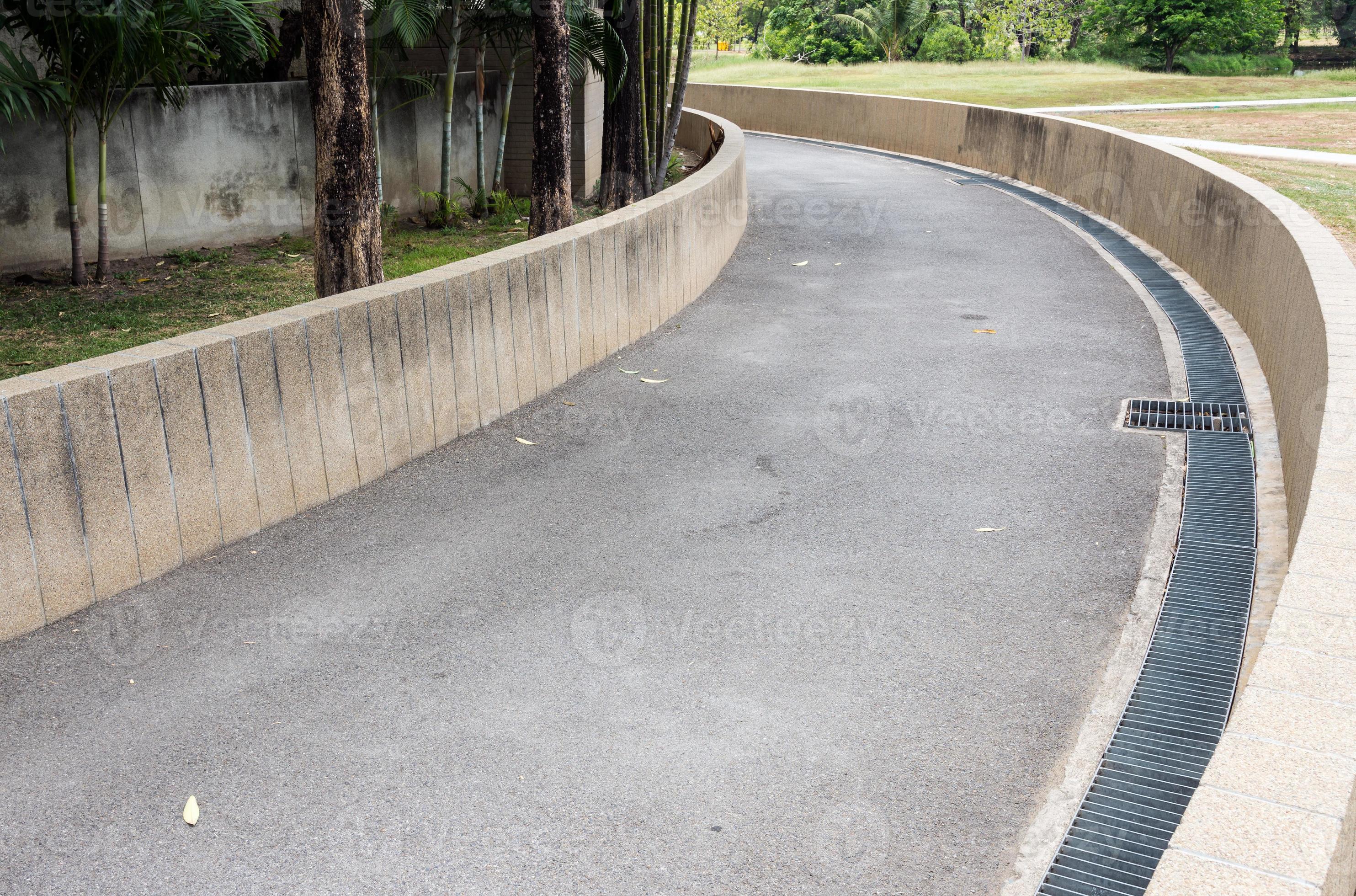 The Curve street 10514460 Stock Photo at Vecteezy