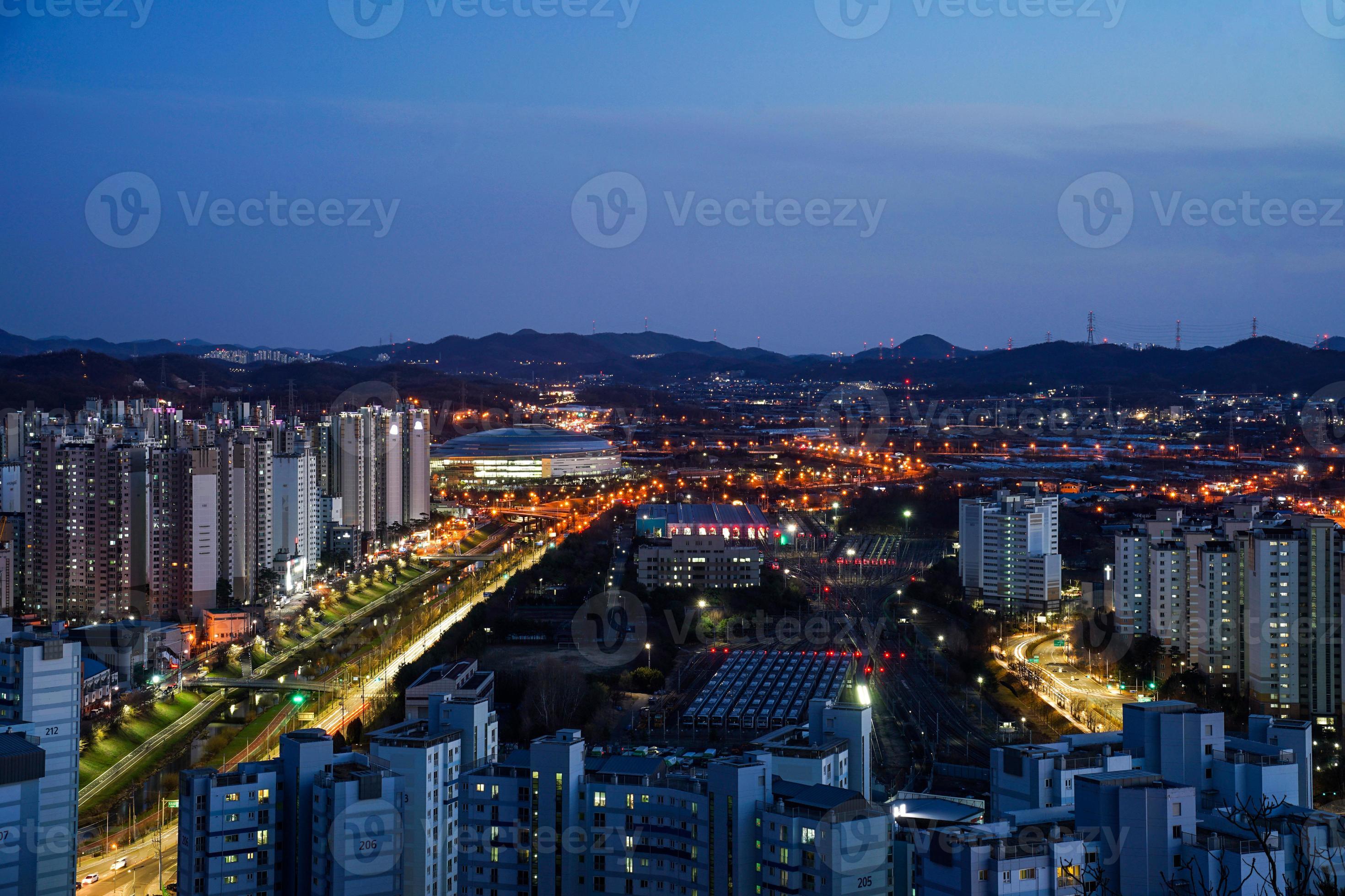 Night View Around Guro Gu Seoul Stock Photo At Vecteezy