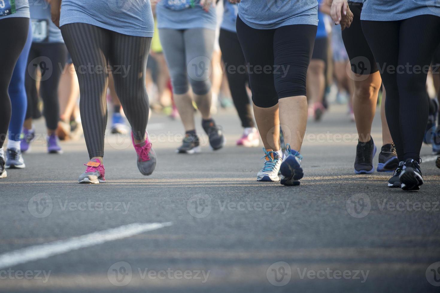 Street leg runner photo