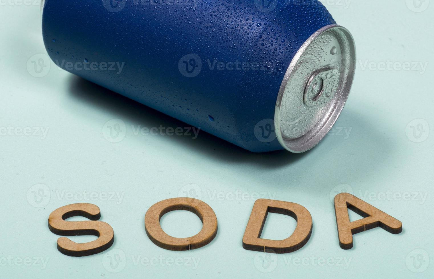 colorful aluminum soda can photo