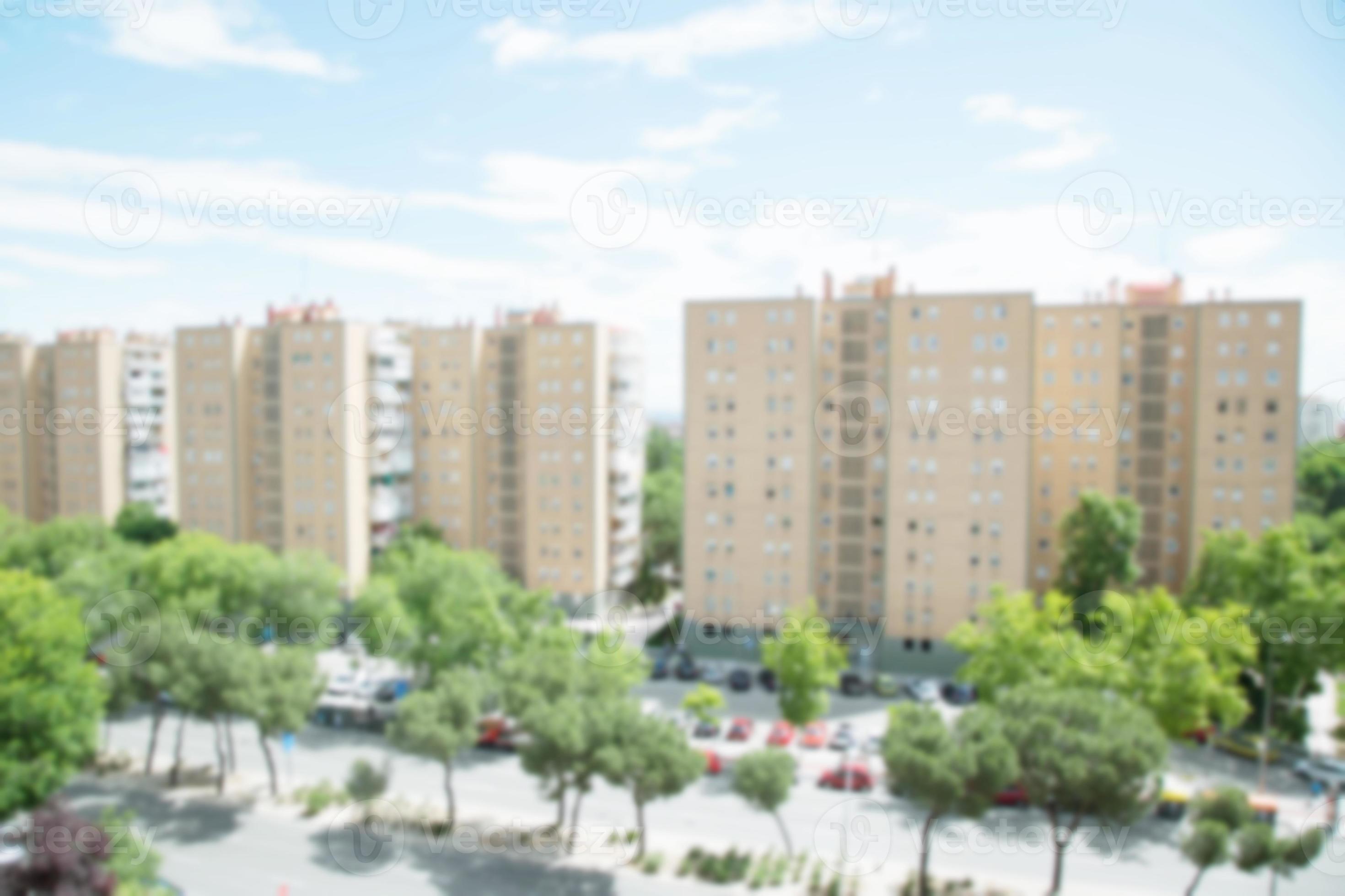 foto fachada borrosa de un moderno edificio de apartamentos en