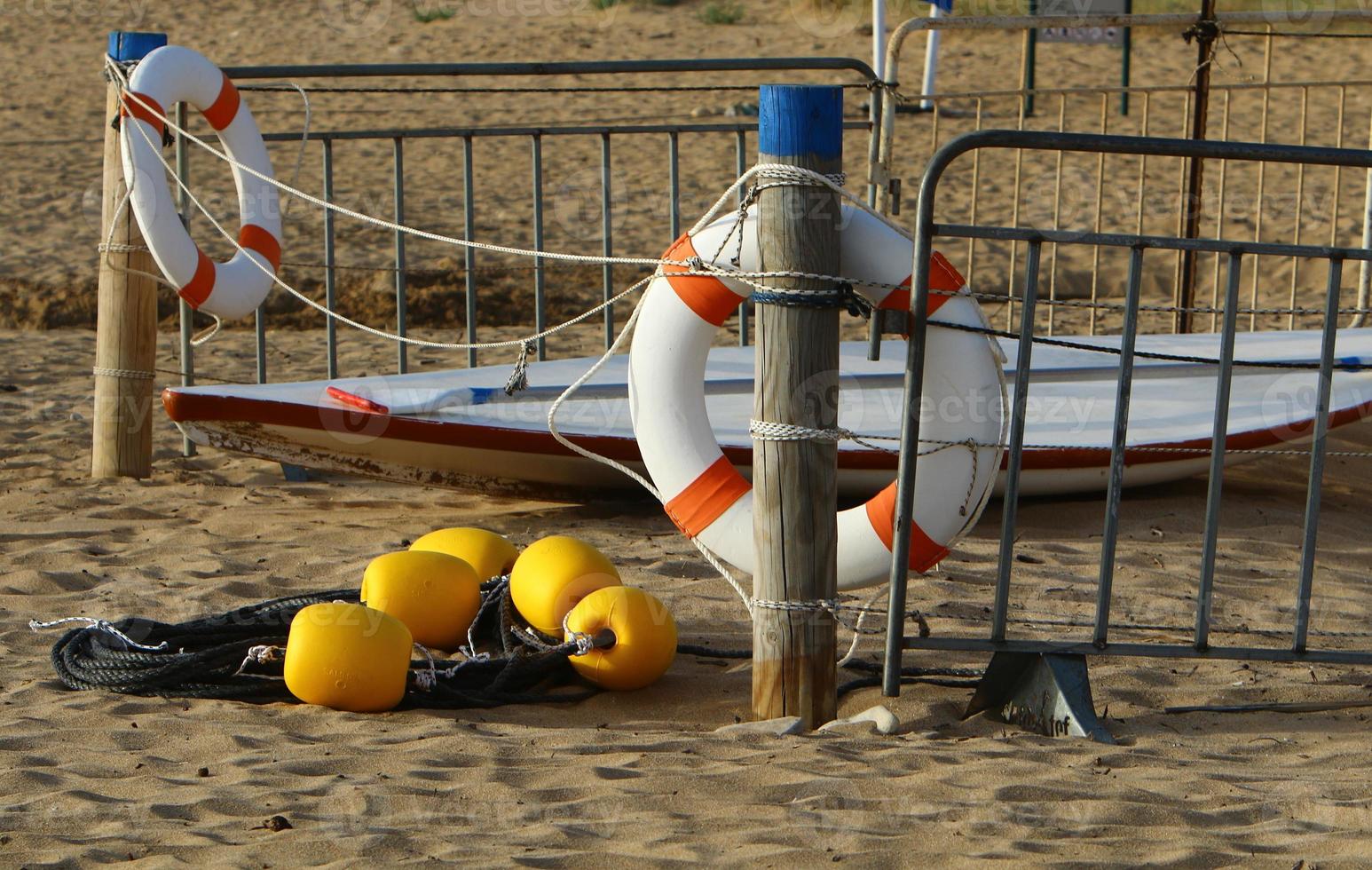 A rope with floats to secure a safe swimming area on the beach. 10616263 Stock Photo at Vecteezy
