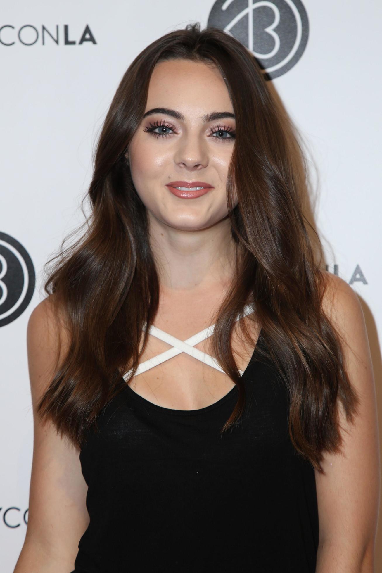 Los Angeles Jun 9 Ava Allan At The 4th Annual Beautycon Festival At