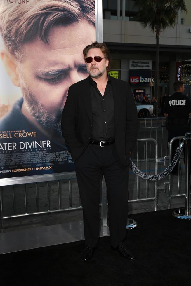 LOS ANGELES, FEB 16 - Russell Crowe at the The Water Diviner Premiere at the TCL Chinese Theater on April 16, 2015 in Los Angeles, CA photo