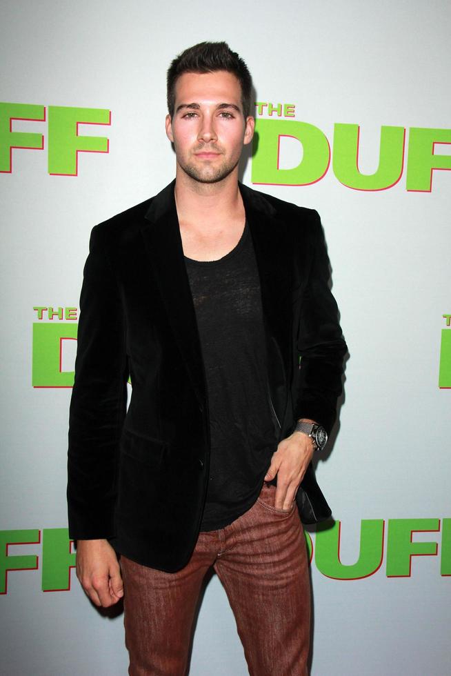 los angeles, 12 de febrero - james maslow en el estreno de the duff los angeles en tcl chinese 6 theaters el 12 de febrero de 2015 en los angeles, ca foto