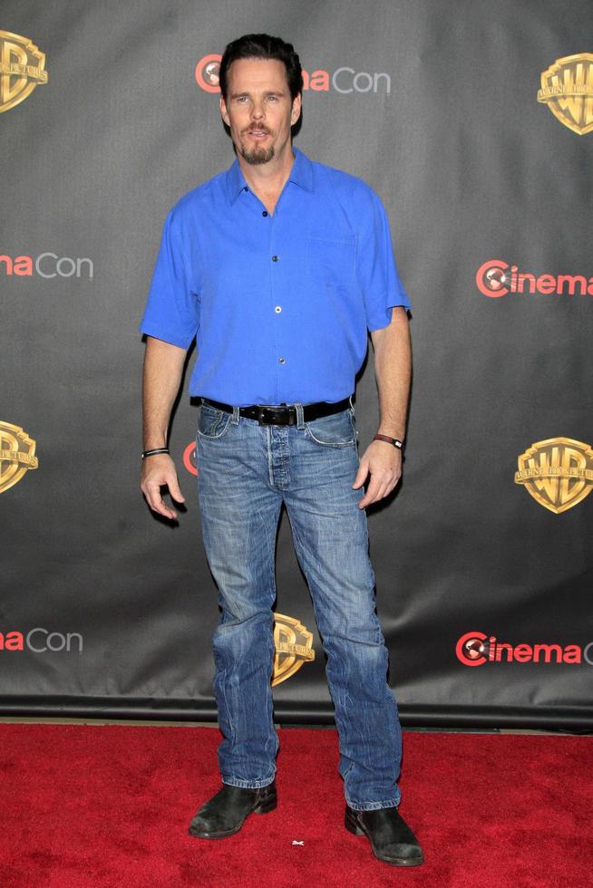 LAS VEGAS, APR 21 - Kevin Dillon at the Warner Brothers 2015 Presentation at Cinemacon at the Caesars Palace on April 21, 2015 in Las Vegas, CA photo