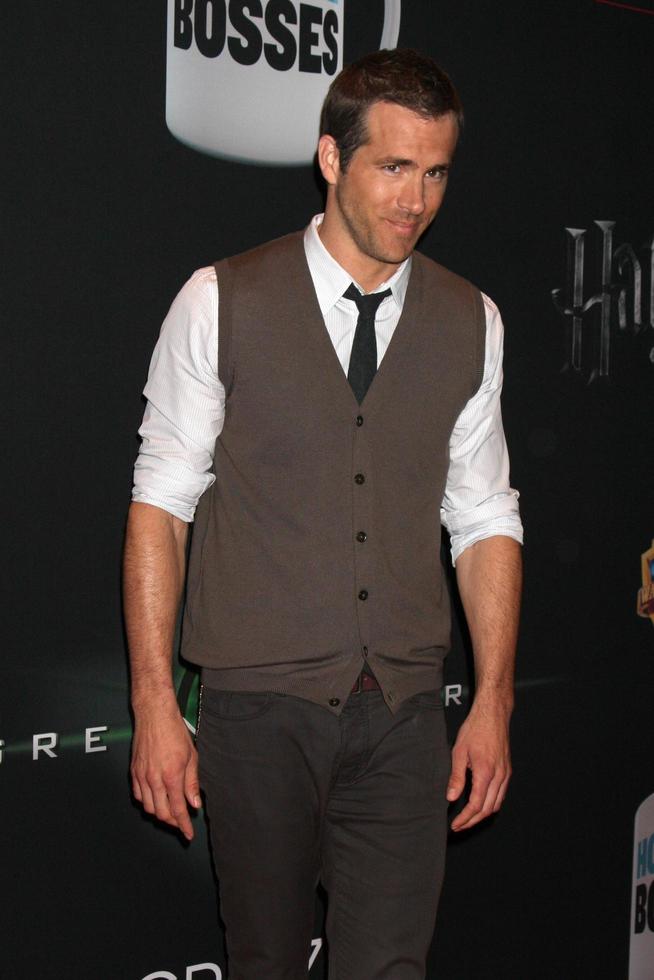 LAS VEGAS, MAR 31 - Ryan Reynolds at the Warner Brother Presentation at the CinemaCon Convention at Caesar s Palace on March 31, 2010 in Las Vegas, NV photo