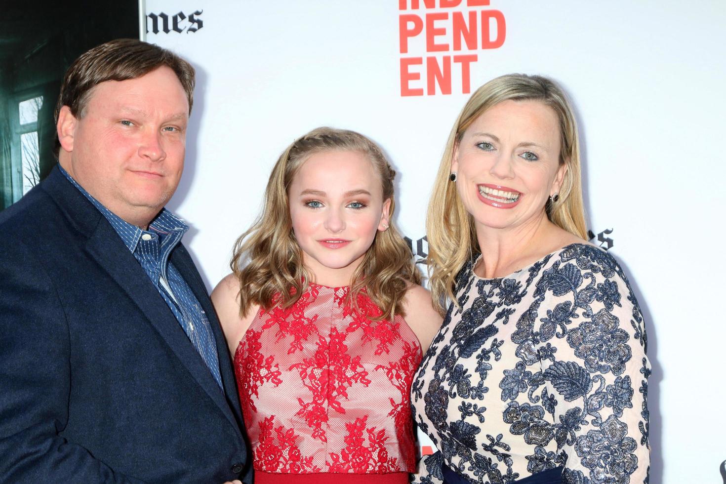 LOS ANGELES, JUN 7 - Madison Wolfe, parents at the 2016 Los Angeles Film Festival, The Conjuring 2 Premiere at TCL Chinese Theater IMAX on June 7, 2016 in Los Angeles, CA photo