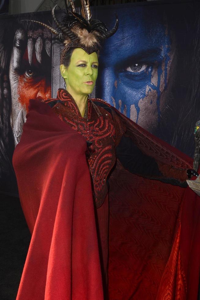 LOS ANGELES, JUN 6 - Jamie Lee Curtis at the Warcraft Global Premiere at TCL Chinese Theater IMAX on June 6, 2016 in Los Angeles, CA photo