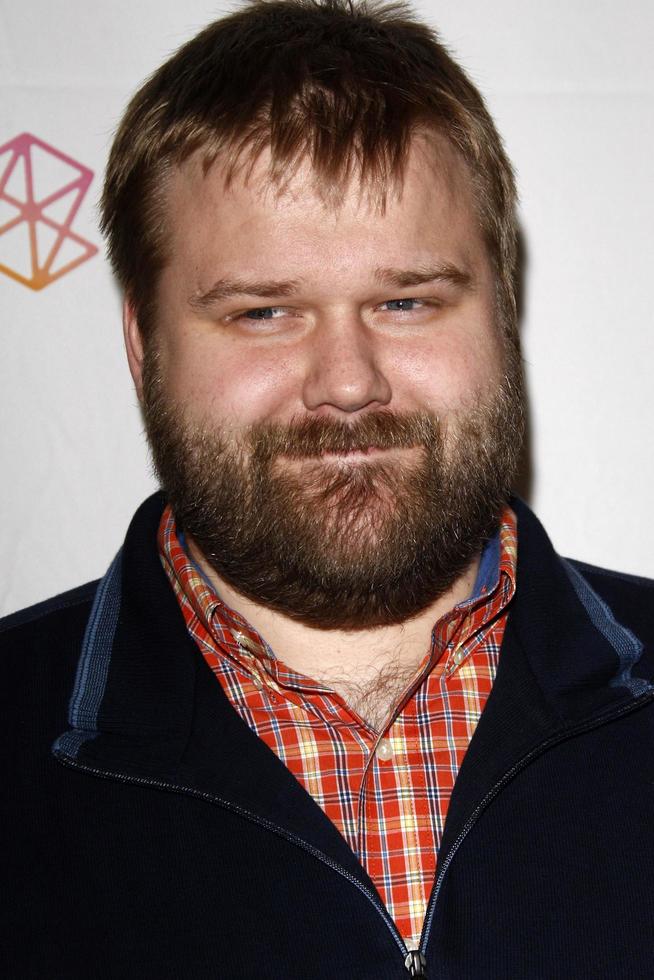 los angeles, 4 de marzo - robert kirkman llega al evento the walking dead paleyfest2011 en el teatro saban el 4 de marzo de 2011 en los angeles, ca foto