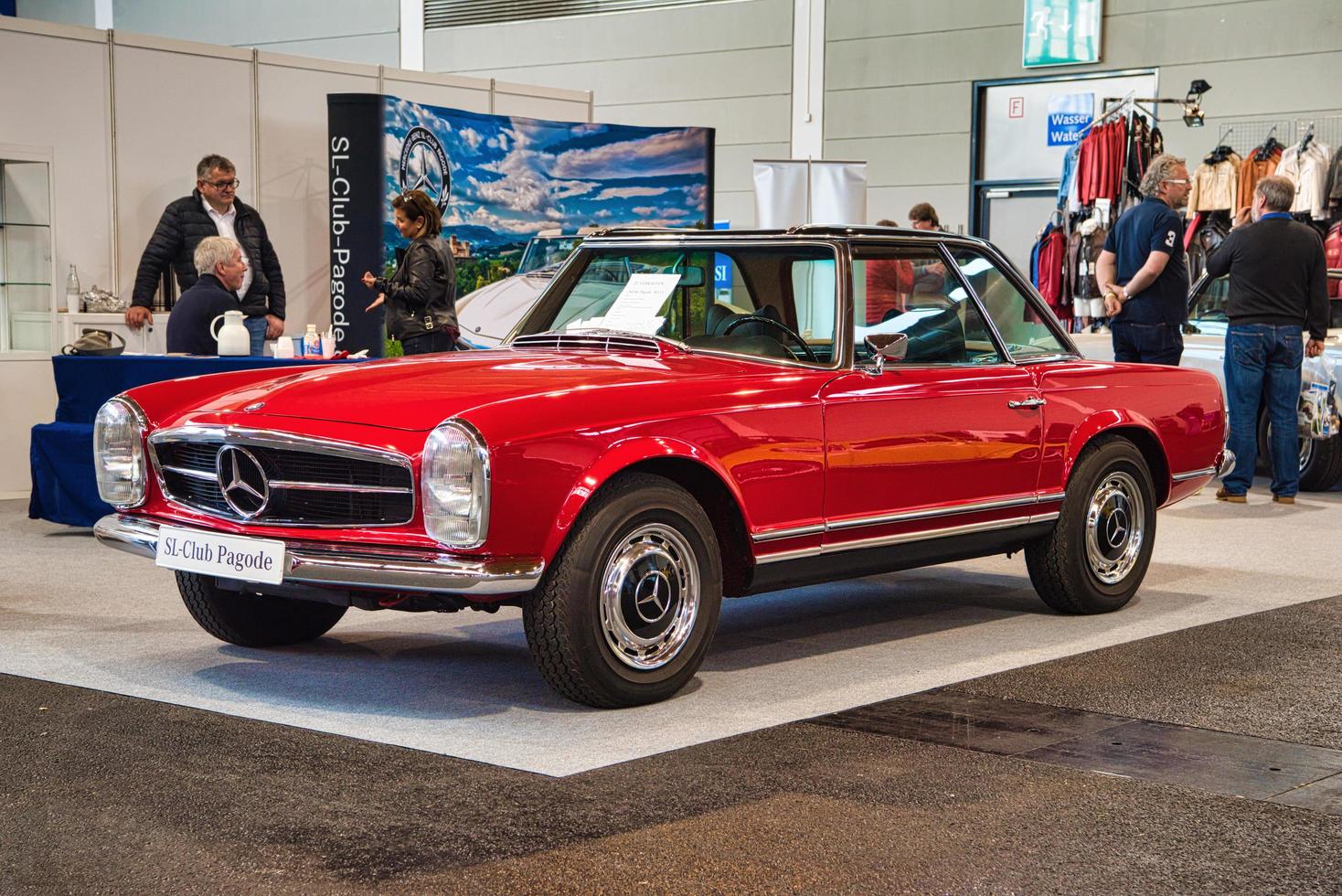 FRIEDRICHSHAFEN - MAY 2019 red MERCEDES-AMG E63 S W213 EDITION 1 2017 sport  coupe at Motorworld Classics Bodensee on May 11, 2019 in Friedrichshafen,  Germany 10335570 Stock Photo at Vecteezy