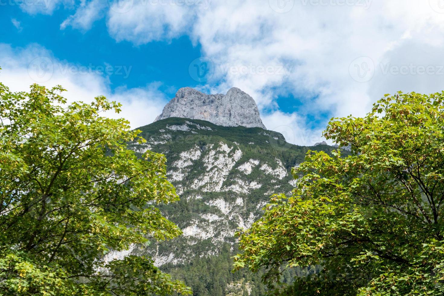 vista de la montaña foto