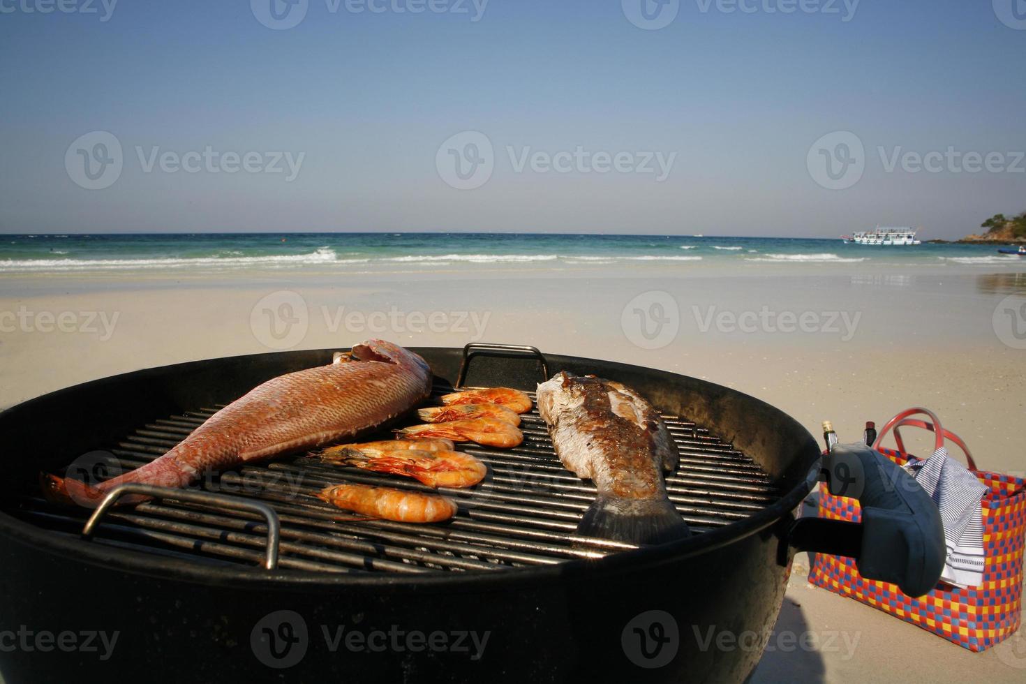 barbacoa asiática mariscos pattaya foto