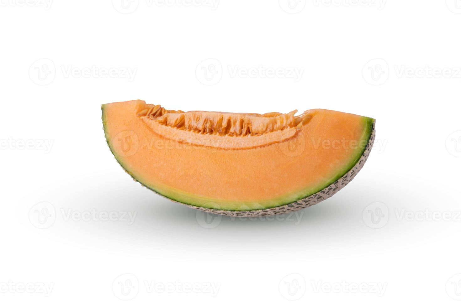 Melón cantalupo aislado sobre fondo blanco. foto