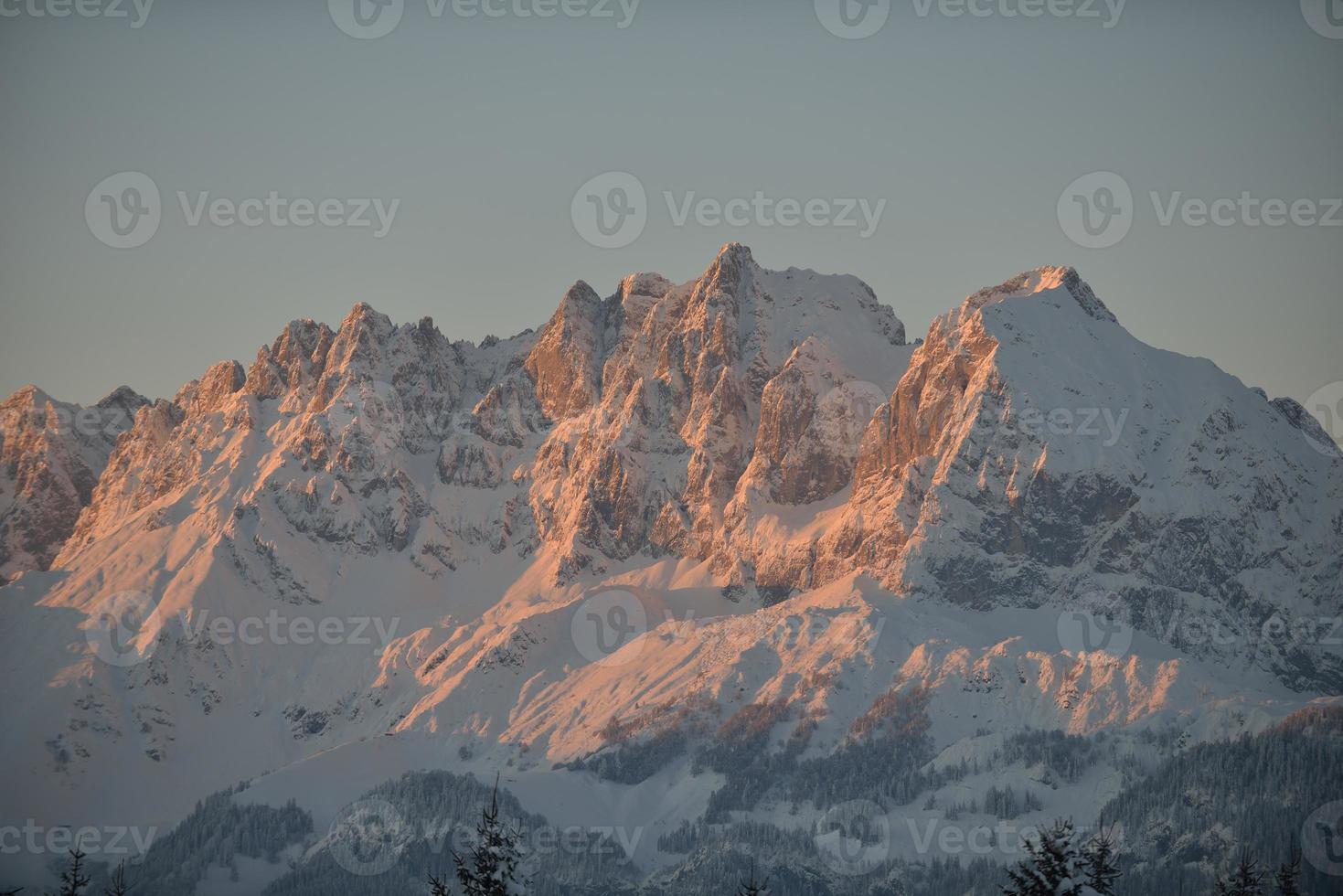 paisaje de montaña de invierno foto