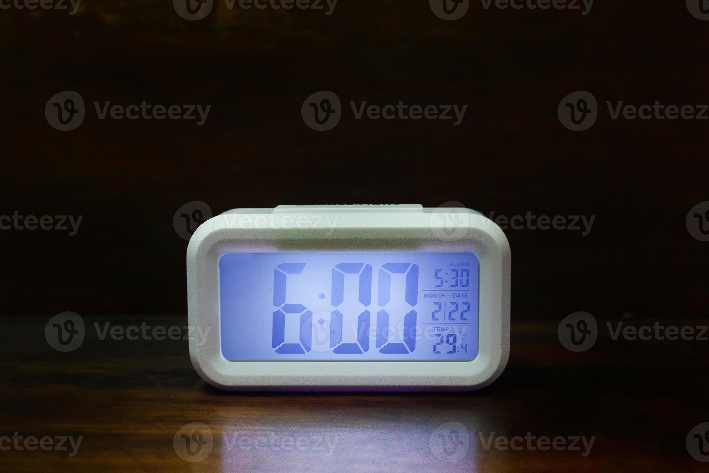 Digital Alarm Clock 6am Close Up Image 10695785 Stock Photo At Vecteezy digital-alarm-clock-6am-close-up-image-10695785-stock-photo-at-vecteezy