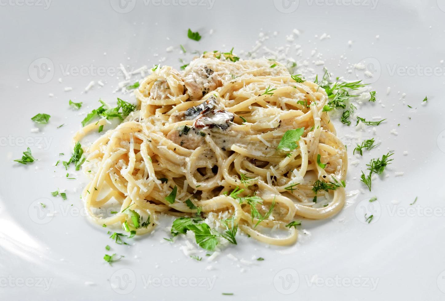 Seafood marinara spaghetti photo