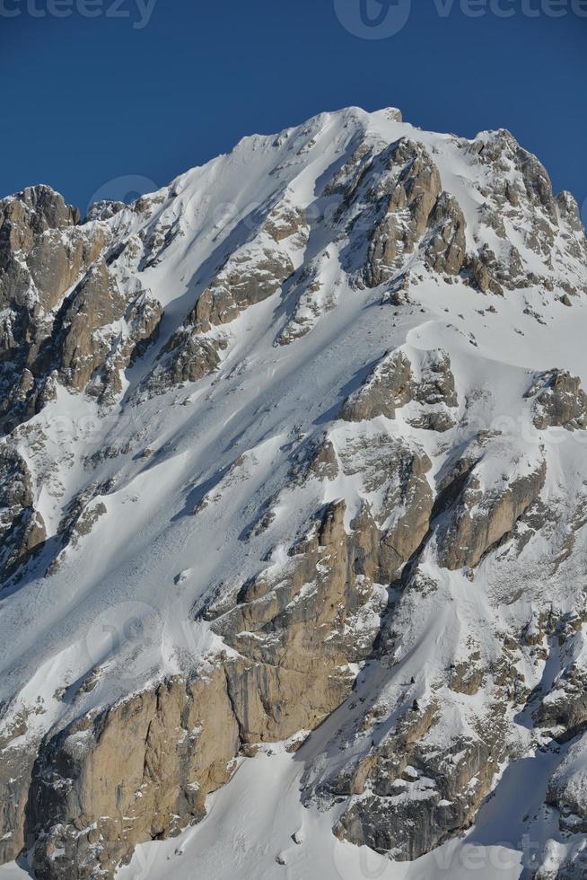 montaña invierno naturaleza foto