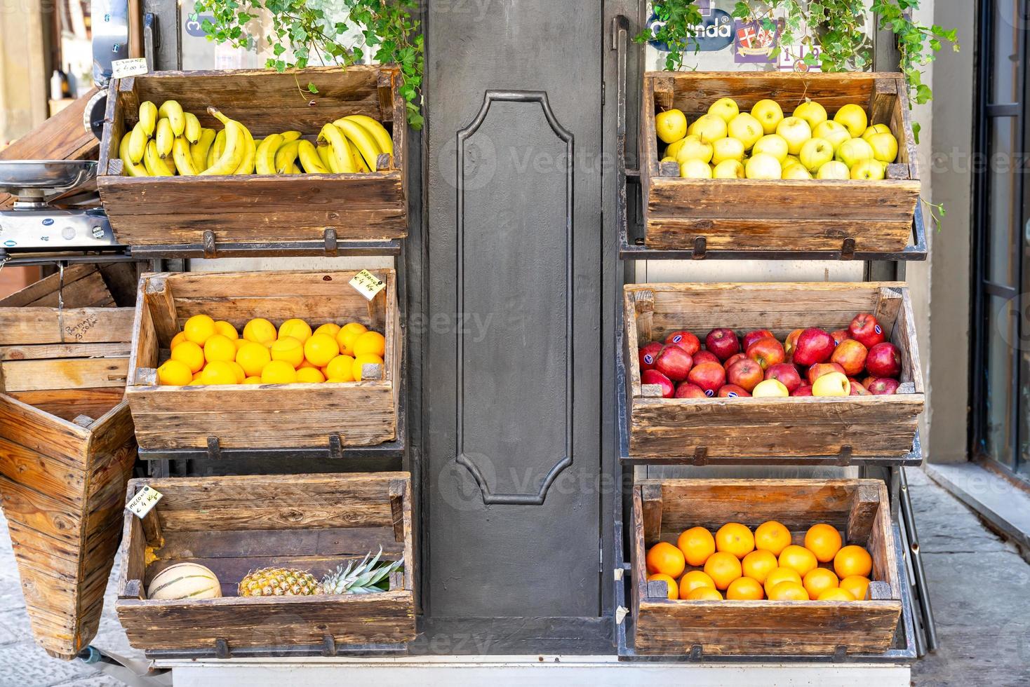 Obstand with different fruits photo