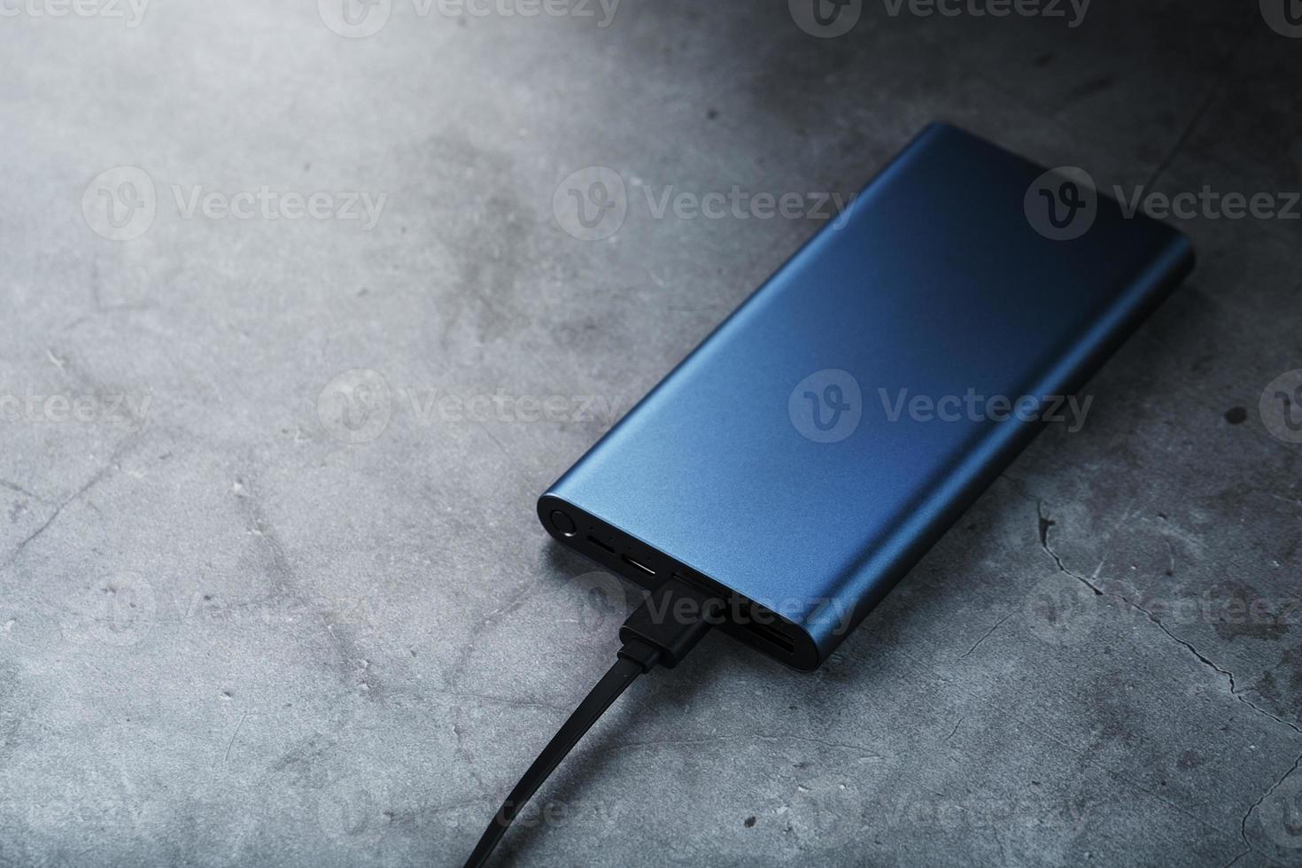 Portable External Battery Power Bank blue with USB Cord photo