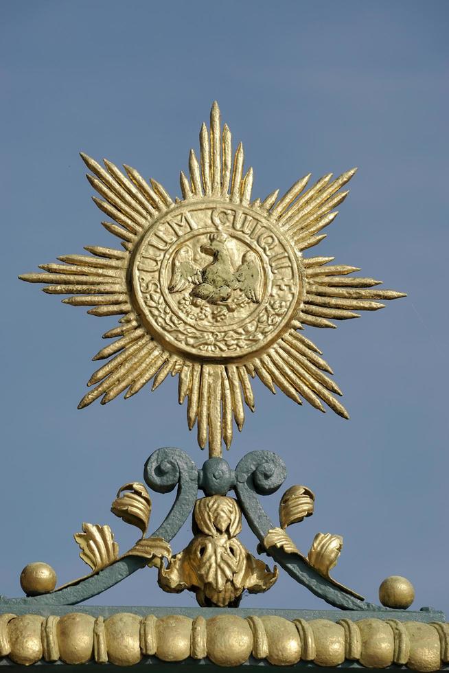 Berlín, Alemania, 2014. Detalle de la puerta del palacio de Charlottenburg en Berlín. foto