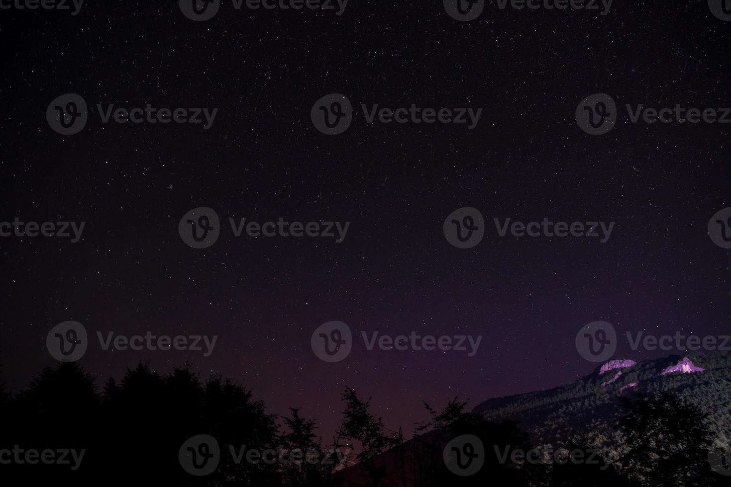 night sky above Mountain photo