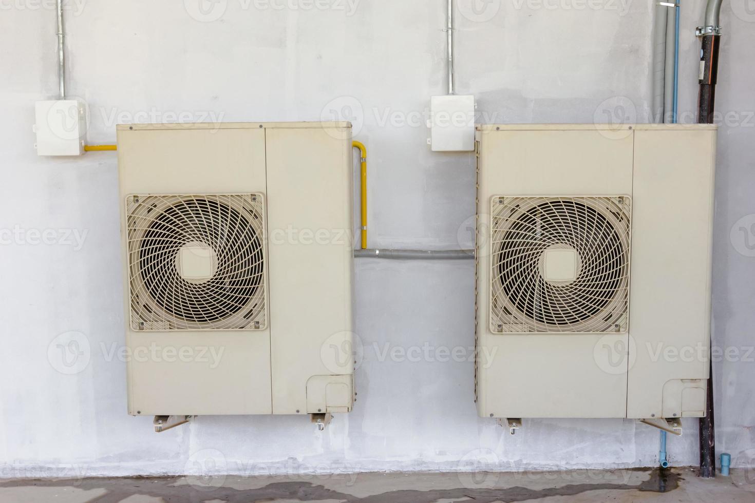 compressor unit of air conditioner photo