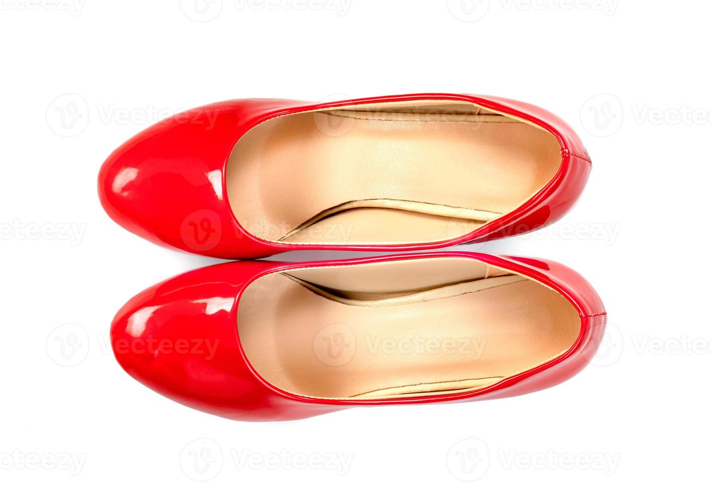 red high heels shoe isolated on white background photo
