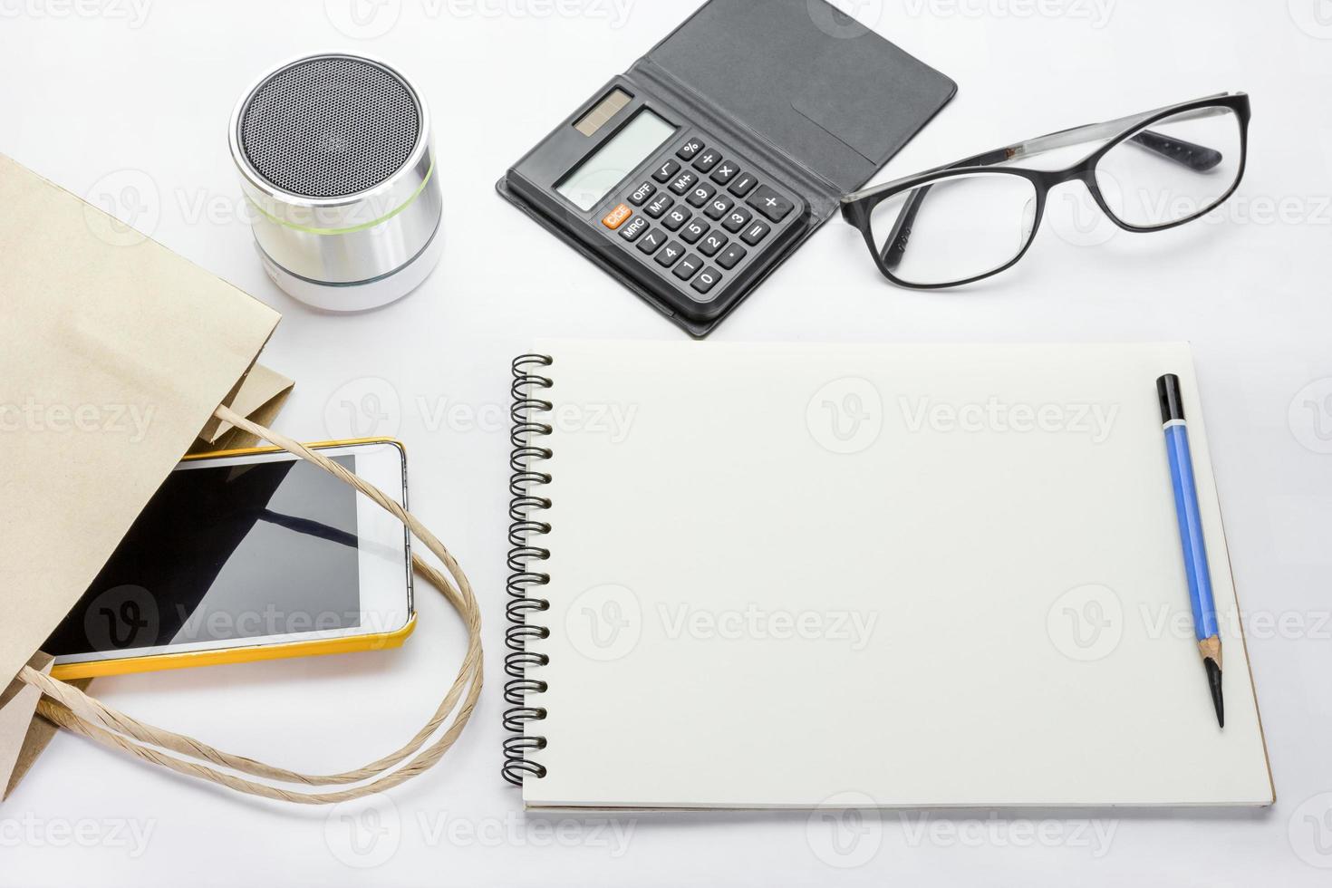 cuaderno abierto en el fondo, concepto de negocio foto