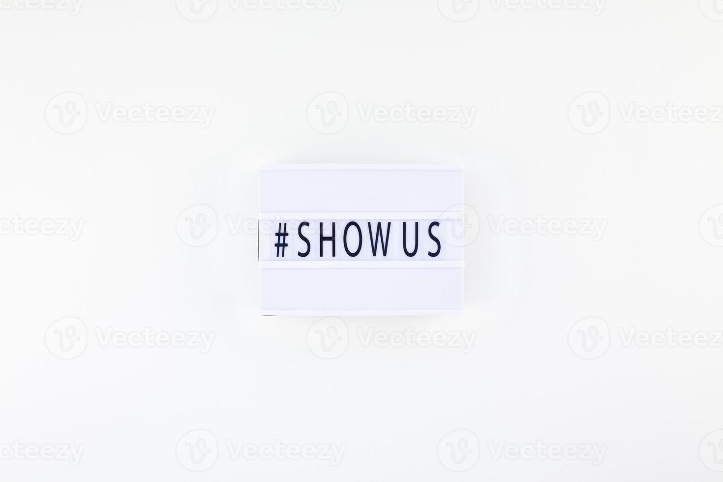 Project Show Us Concept with lightbox photo