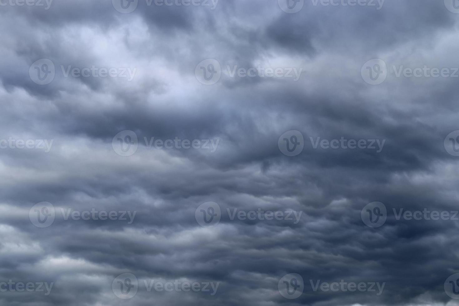 Stunning dark cloud formations right before a thunderstorm photo