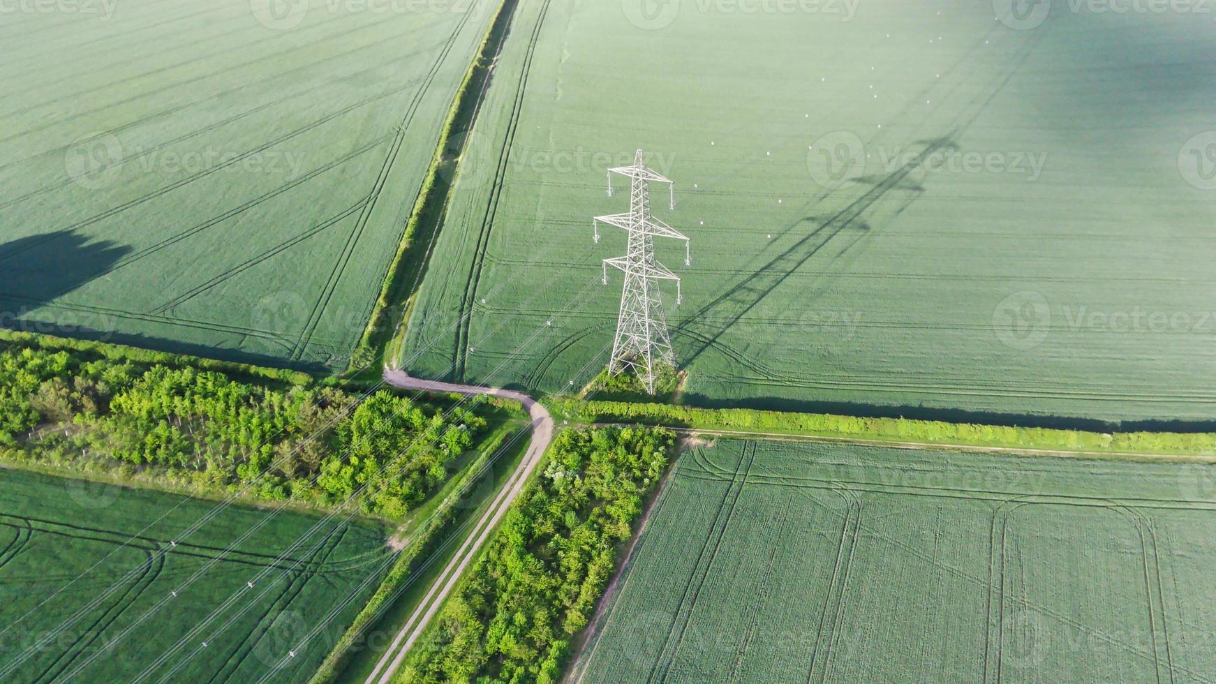 imágenes aéreas y vistas en ángulo alto de la campiña británica, imágenes de drones foto