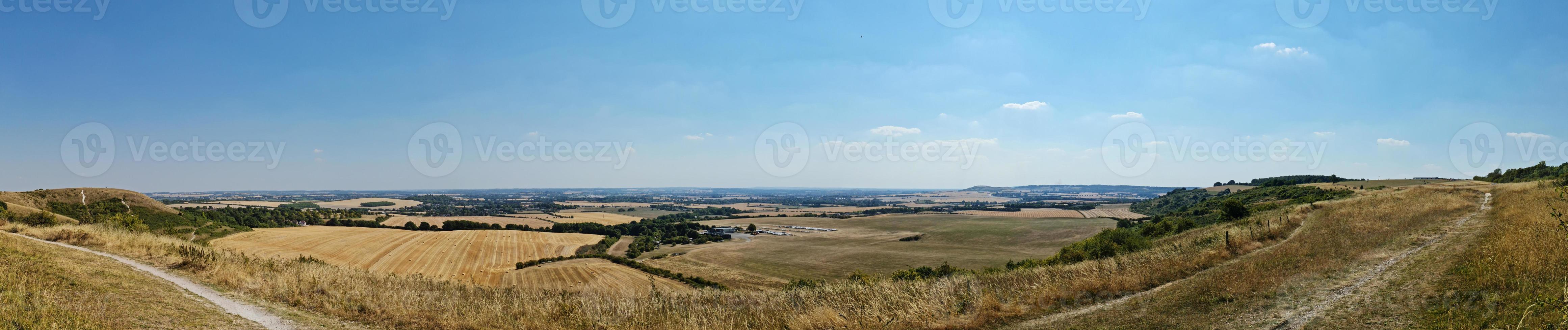 imágenes aéreas y vistas en ángulo alto de la campiña británica, imágenes de drones foto