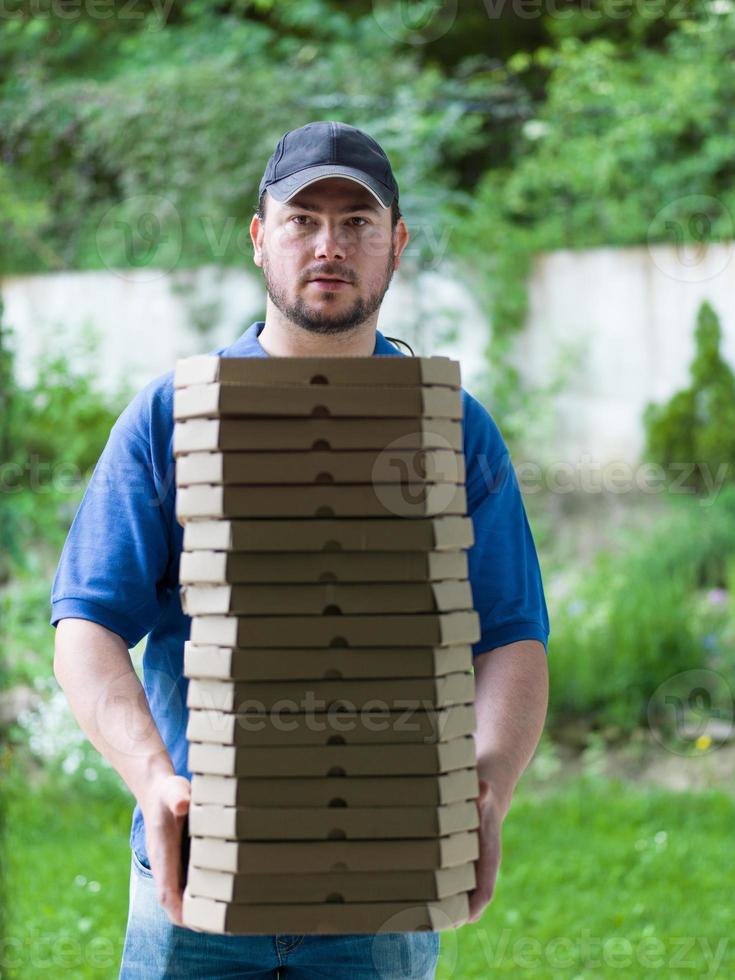 pizza delivery person photo