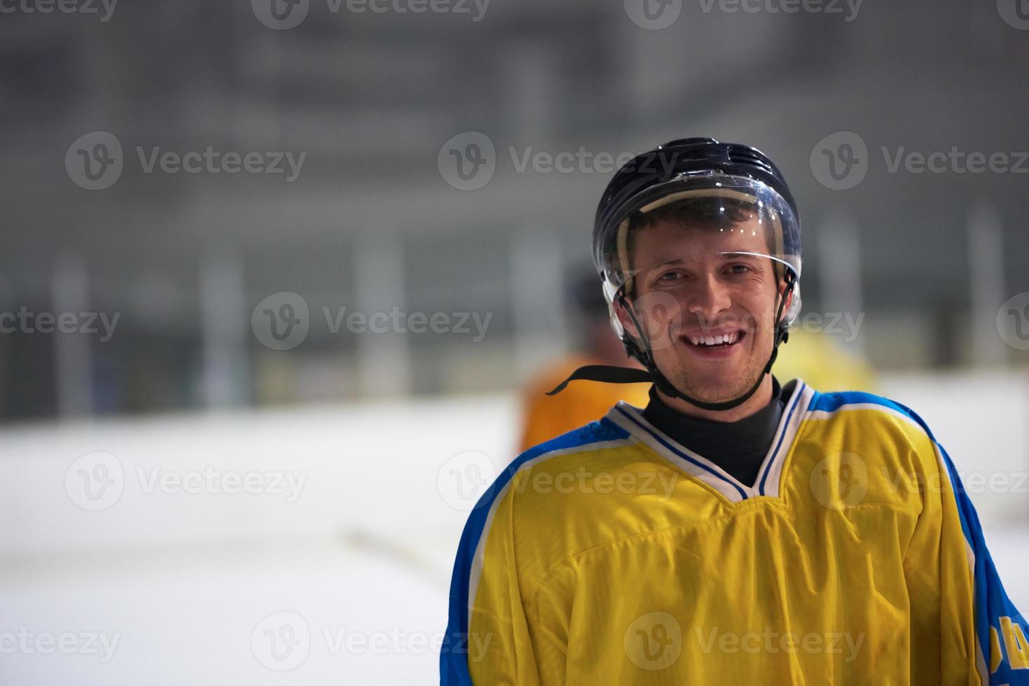 ice hockey player portrait photo