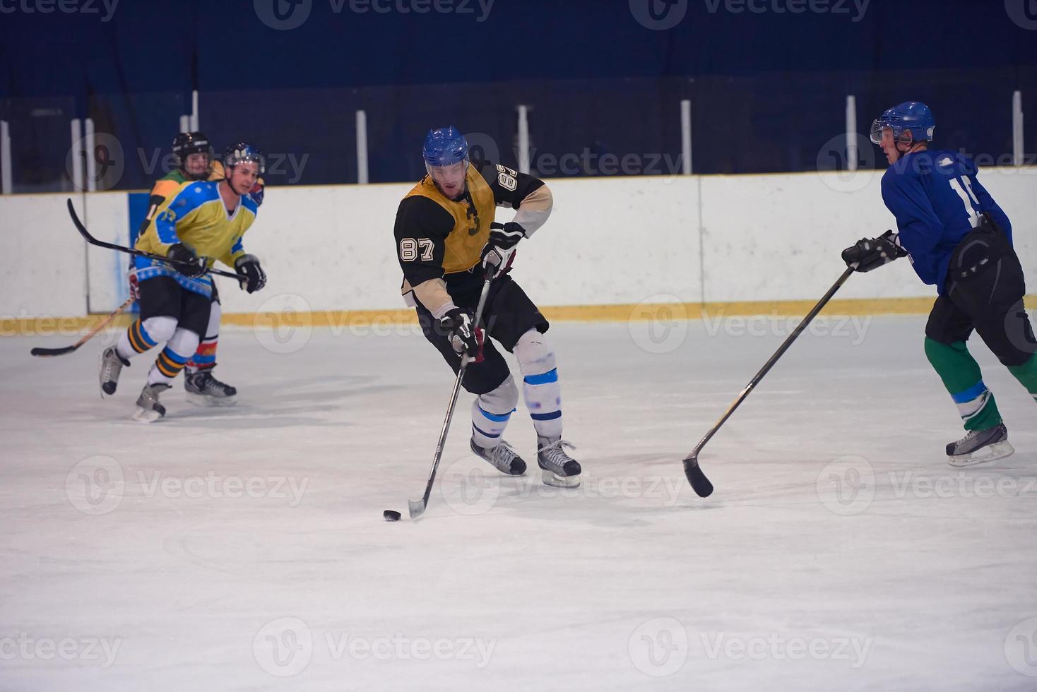 jugadores de hockey sobre hielo foto