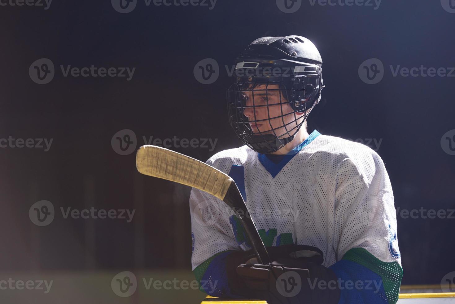 ice hockey player portrait photo