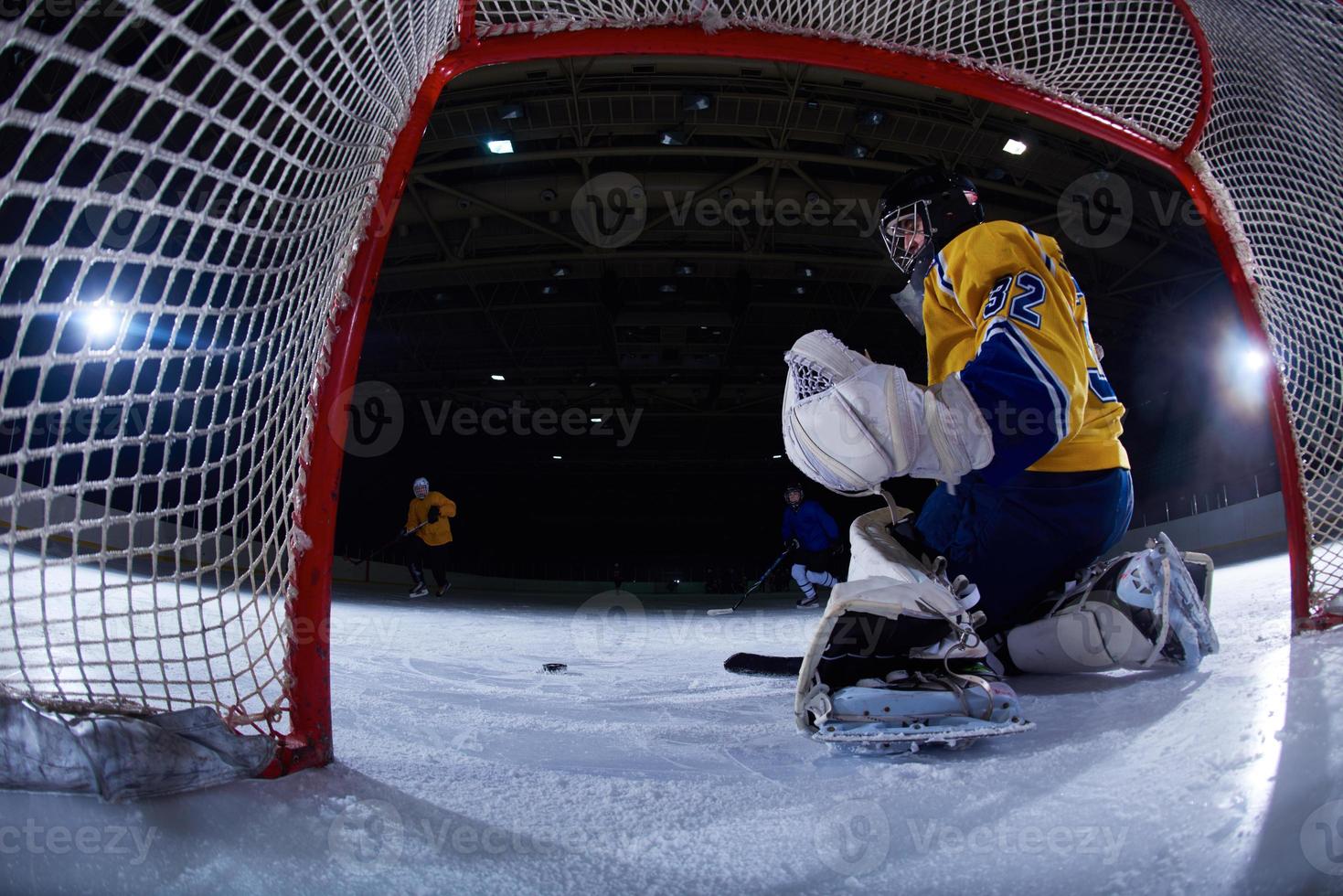 portero de hockey sobre hielo foto